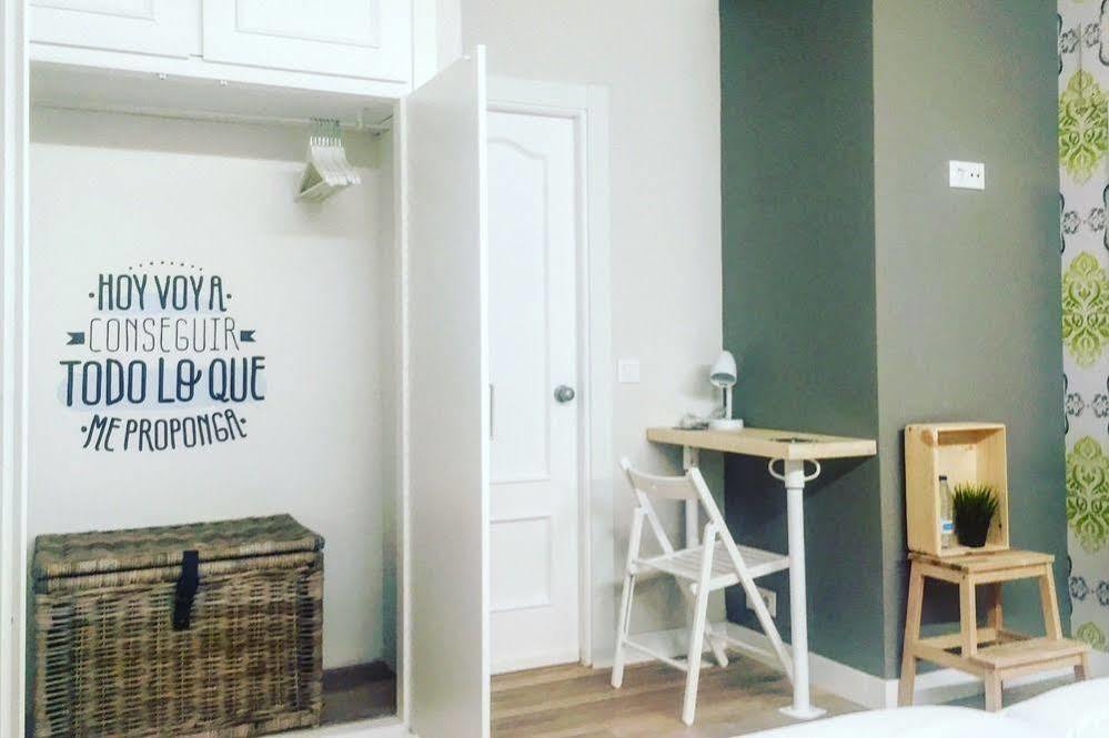 Hostal Le Vintage Ávila Luaran gambar