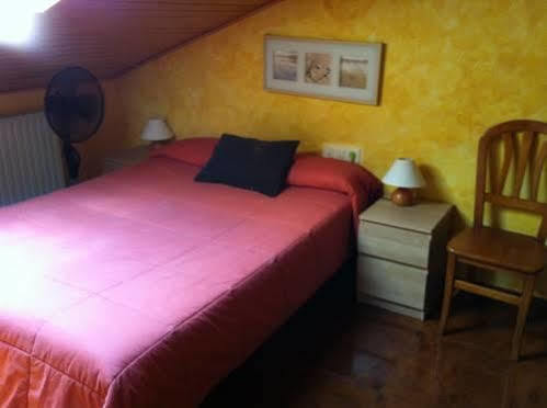 Hostal Le Vintage Ávila Luaran gambar